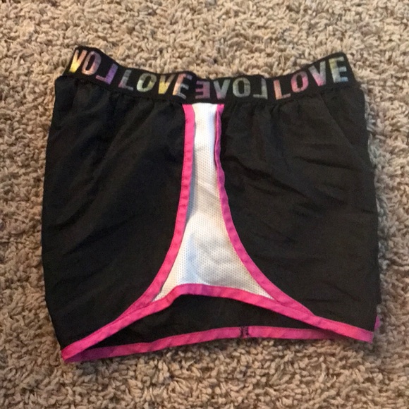 Black and pink fitness shorts - Picture 3 of 3